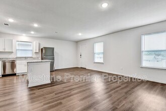 419 E Hull St in Denison, TX - Building Photo - Building Photo