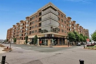 20 Ave At Port Imperial, Unit 231- FURNISHED optional in West New York, NJ - Building Photo - Building Photo