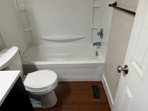 2725 Adams Ave in Des Moines, IA - Foto de edificio - Building Photo