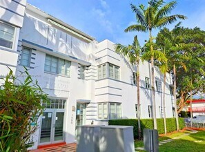 1600 Euclid Ave in Miami Beach, FL - Building Photo - Building Photo