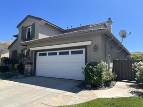 38194 Clear Creek St in Murrieta, CA - Building Photo - Building Photo