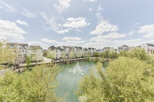 9450 London Bridge Station in Houston, TX - Building Photo