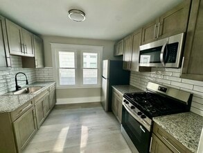 218 Niagara Falls Blvd, Unit Lower unit in Town Of Tonawanda, NY - Building Photo - Building Photo
