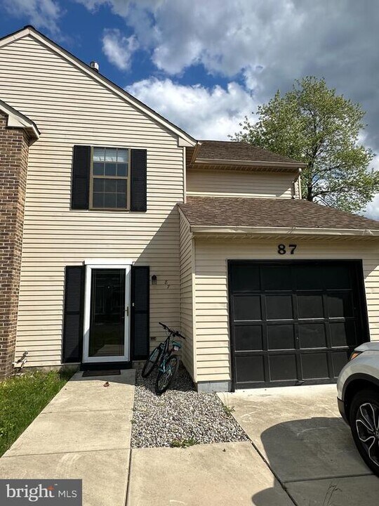 87 Franklin Dr in Voorhees Township, NJ - Building Photo