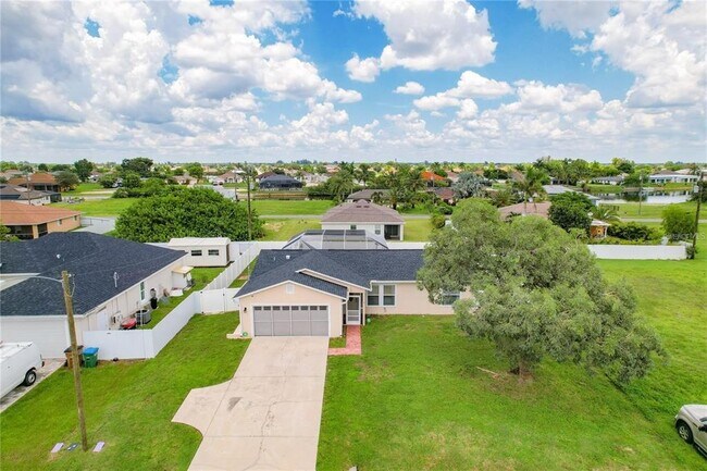 421 Tropicana Pkwy E in Cape Coral, FL - Building Photo - Building Photo