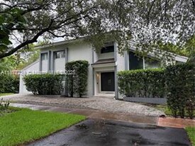 3231 Salzedo St in Coral Gables, FL - Building Photo
