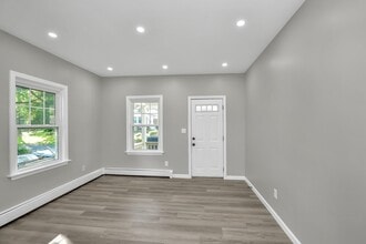 36 Shaw Rd in Brockton, MA - Building Photo - Building Photo