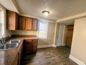 729 Mallison Ave in Akron, OH - Building Photo - Building Photo