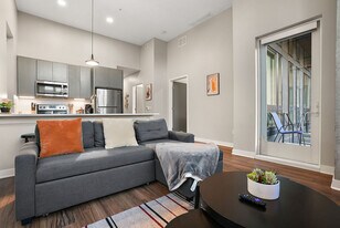 1410 Nicollet Ave, Unit SI ID1375878P in Minneapolis, MN - Building Photo