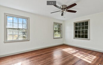 236 E 60th St in Savannah, GA - Building Photo - Building Photo