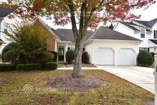 2482 Lakebrooke Dr in Marietta, GA - Building Photo