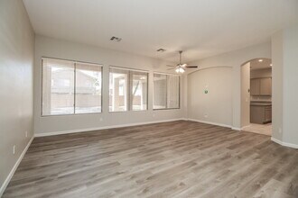 11021 E Dover St in Mesa, AZ - Building Photo - Building Photo