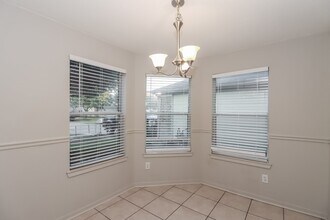 2823 Packard Elm St in Houston, TX - Building Photo - Building Photo