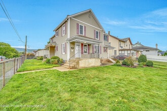 443 14th Ave in Scranton, PA - Building Photo - Building Photo