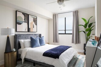 5225 NW 85th Ave in Doral, FL - Building Photo - Building Photo