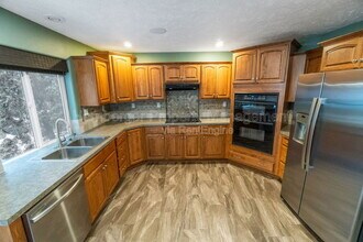 6415 S Woodland Ct in Spokane, WA - Building Photo - Building Photo