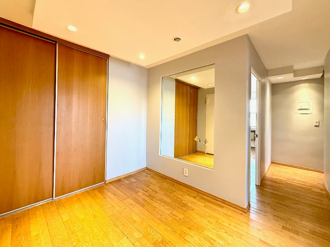 444 Bedford St in Stamford, CT - Foto de edificio - Building Photo