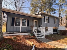 1 Ann Dr NW in Rome, GA - Building Photo
