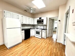 40 Winter St, Unit 3 in Cambridge, MA - Building Photo - Building Photo