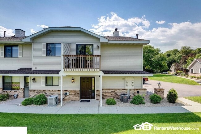 property at 7584 Vinewood Ct N