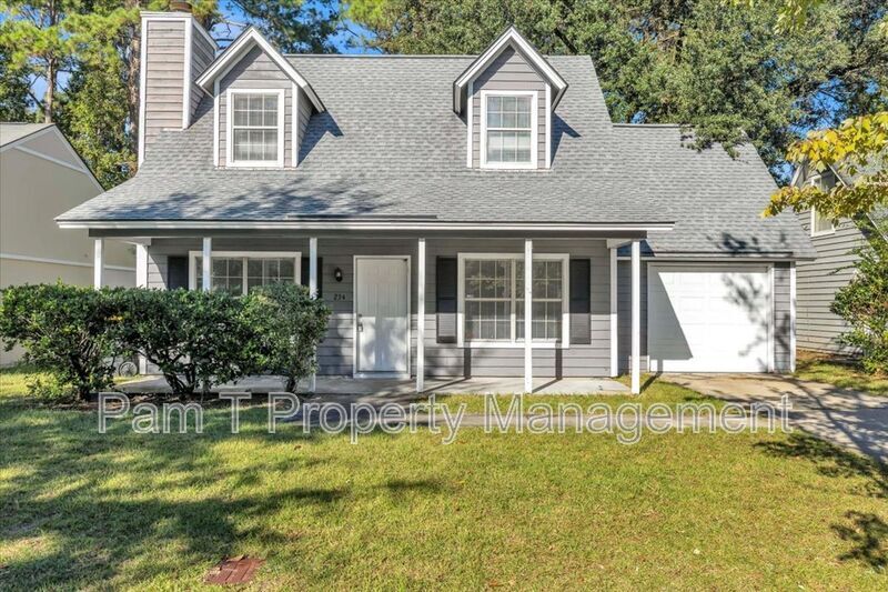 234 Forest Ridge Dr in Savannah, GA - Building Photo