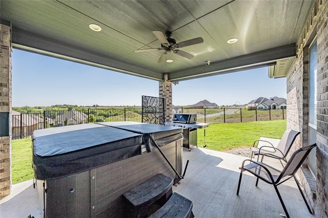 8208 Indian Hills Ct in Benbrook, TX - Building Photo - Building Photo
