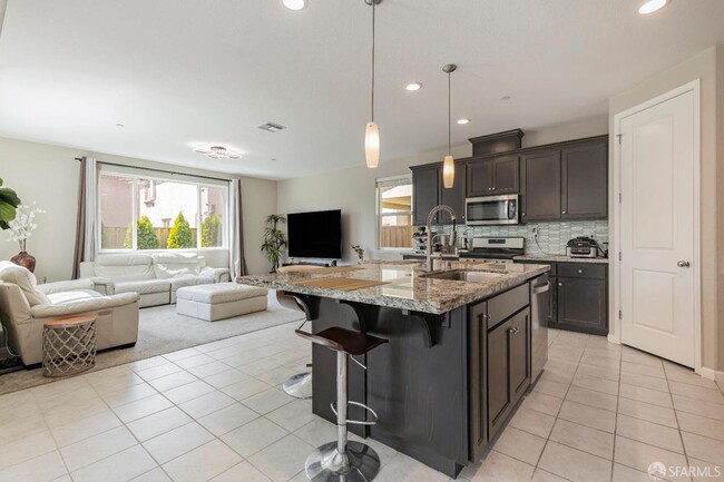813 Stickney Way in Oakley, CA - Building Photo - Building Photo