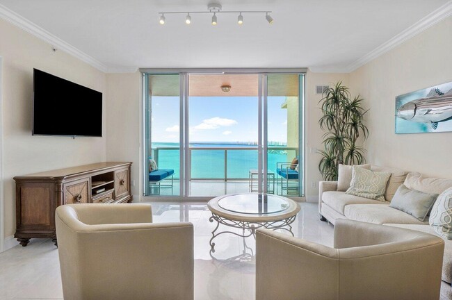 property at 2650 Lake Shore Dr