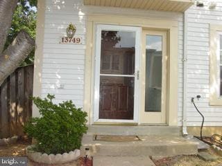 property at 13749 Avonshire Dr