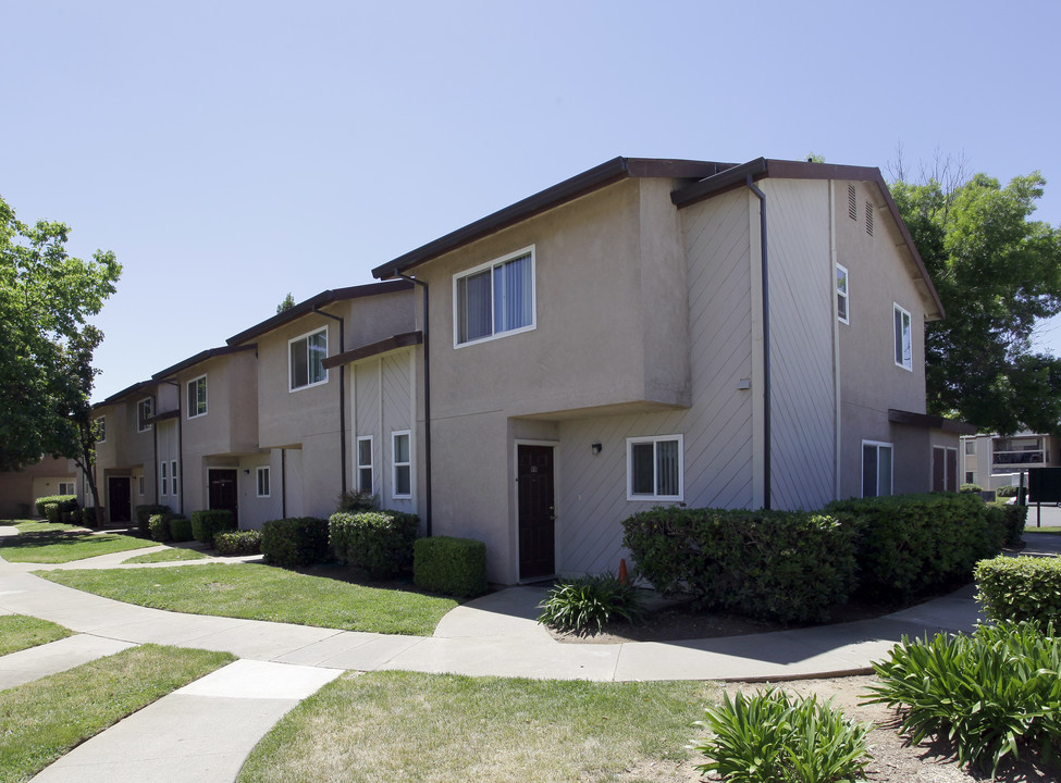 College View Apartments in Marysville, CA - Building Photo