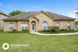 1200 Riverford Dr in Birmingham, AL - Building Photo