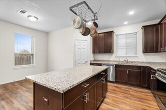 1714 Avocet Way in Missouri City, TX - Foto de edificio - Building Photo