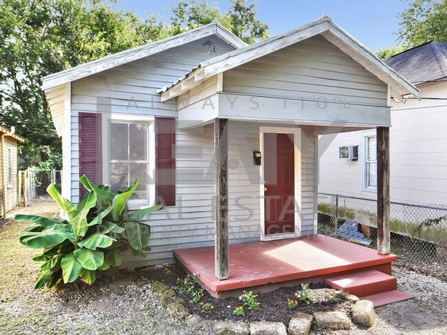 property at 419 Cleveland St