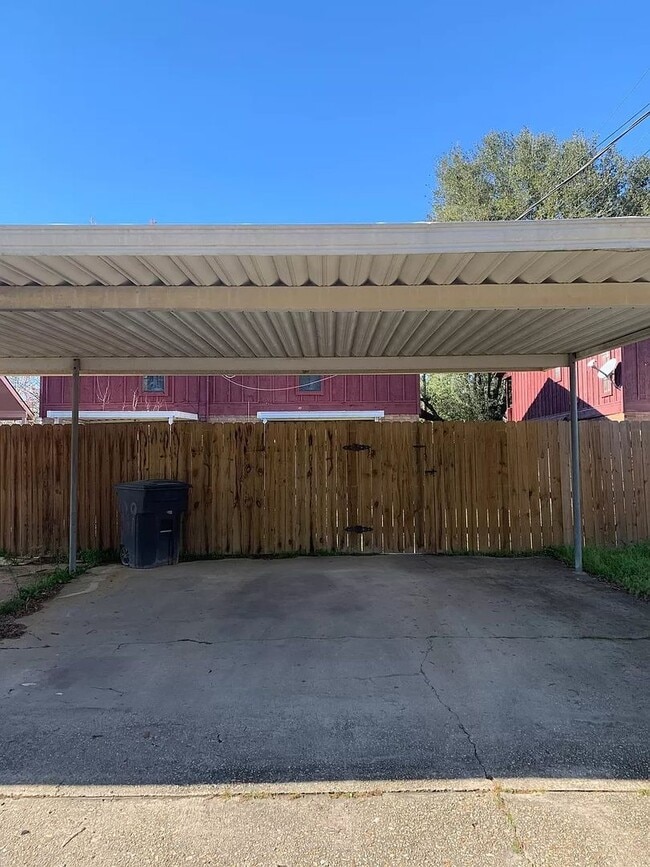 13932-13934 Azalea Park Ave