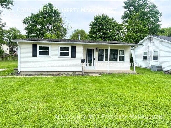 property at 2470 Center Ave