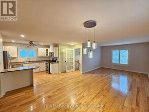 5566 Highland Ave in Niagara Falls, ON - Building Photo - Building Photo