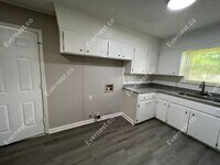 904 Sorrells Dr photo'