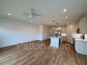 11 Bolton St in Asheville, NC - Building Photo - Building Photo