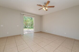 8723 Morrison Oaks Ct in Tampa, FL - Building Photo - Building Photo
