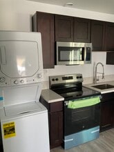 1487 Claremont Pl in Pomona, CA - Building Photo - Building Photo