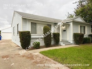 2847 Daneland St in Lakewood, CA - Building Photo - Building Photo