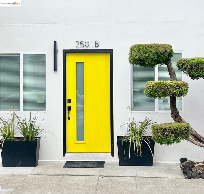 property at 2501 Mabel St