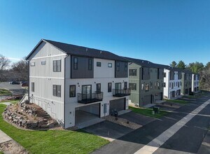 2513 Otter Creek Trail in Altoona, WI - Building Photo - Building Photo