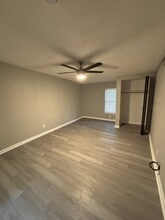 2303 E 81 St in Kansas City, MO - Building Photo - Building Photo
