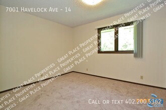 7001 Havelock Ave in Lincoln, NE - Building Photo - Building Photo