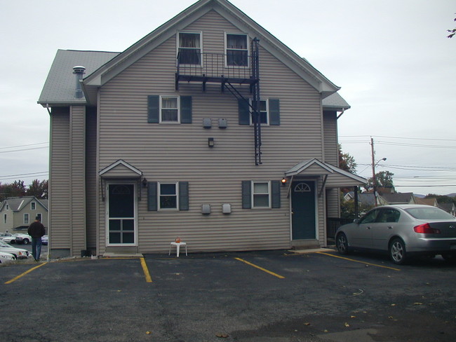 175 Rt 9W in Haverstraw, NY - Foto de edificio - Building Photo