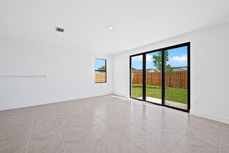 22021 SW 114th Ave in Goulds, FL - Building Photo - Building Photo