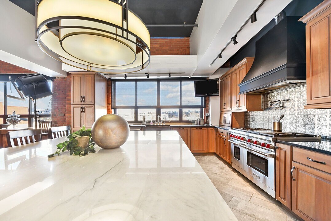 3030 Jane St in Pittsburgh, PA - Building Photo