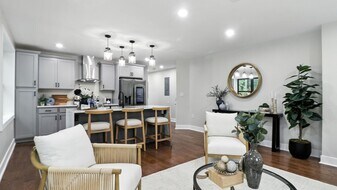 2256 High St SE in Washington, DC - Building Photo