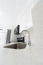 5300 W 21st Ct in Hialeah, FL - Building Photo - Building Photo